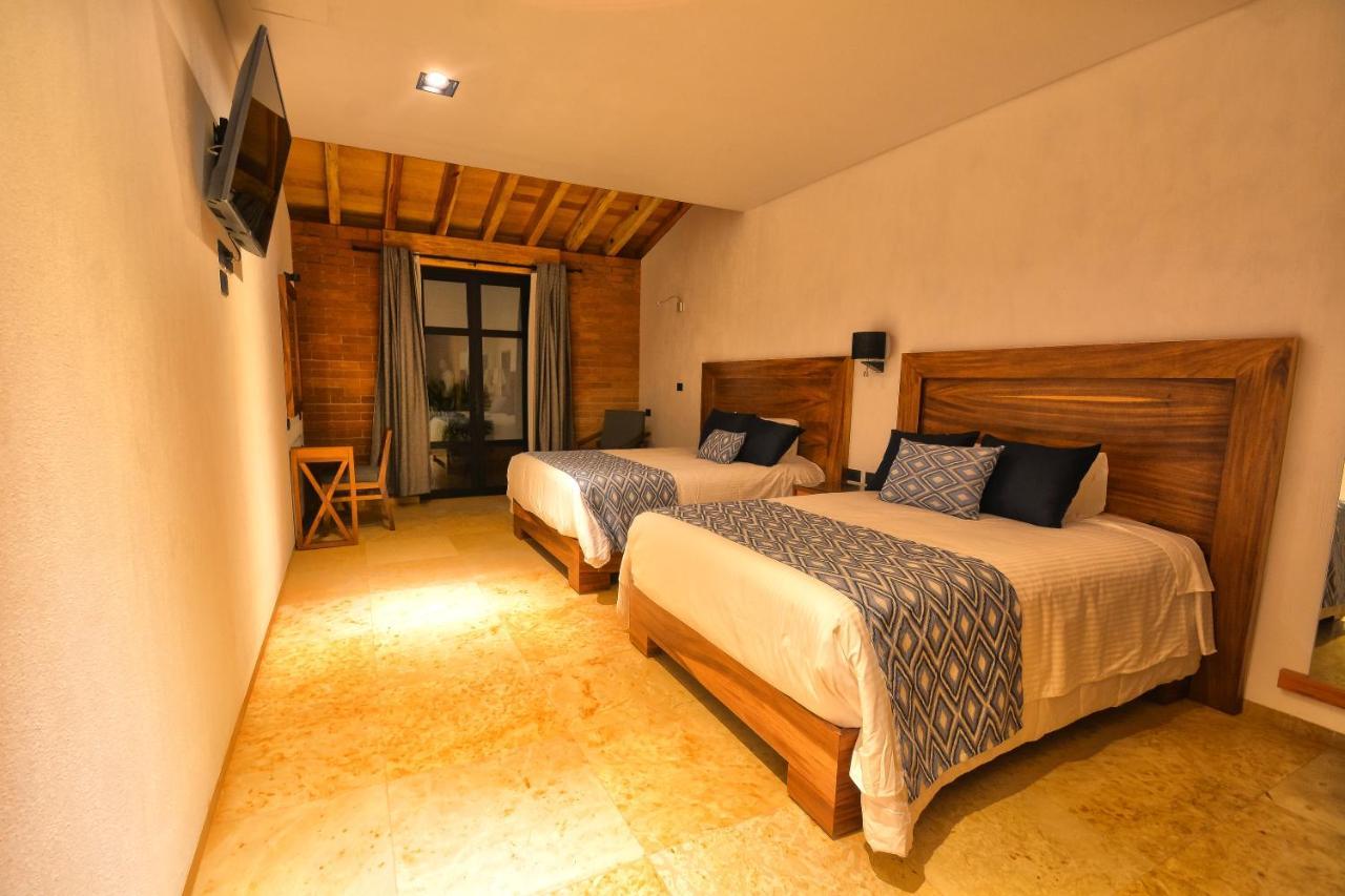Hotel Casa Iturbe Zitácuaro Kültér fotó